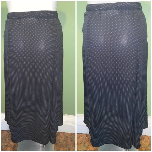 Skirt - Picture 1 of 6